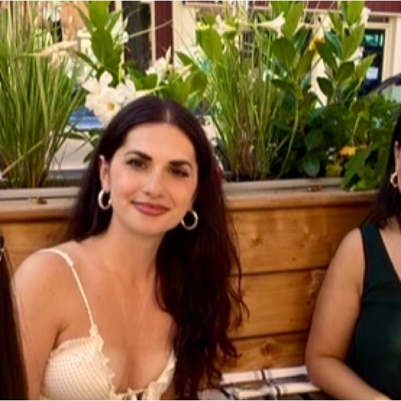 Meet your Posher, Laurence - Picture 1 of 1